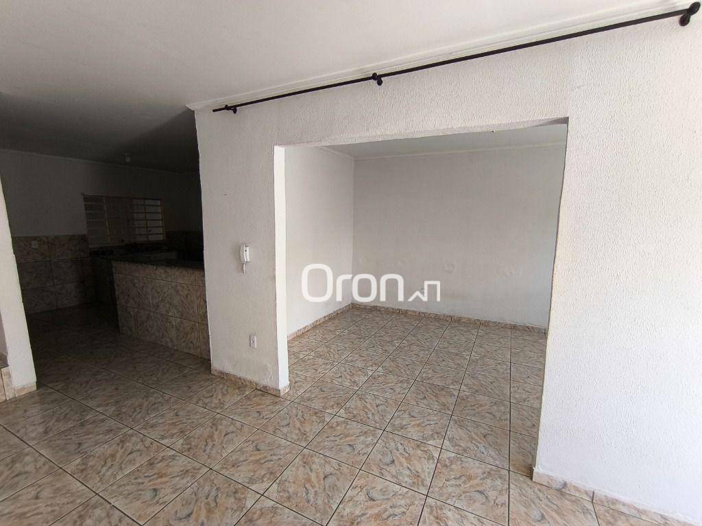 Sobrado à venda com 3 quartos, 110m² - Foto 1