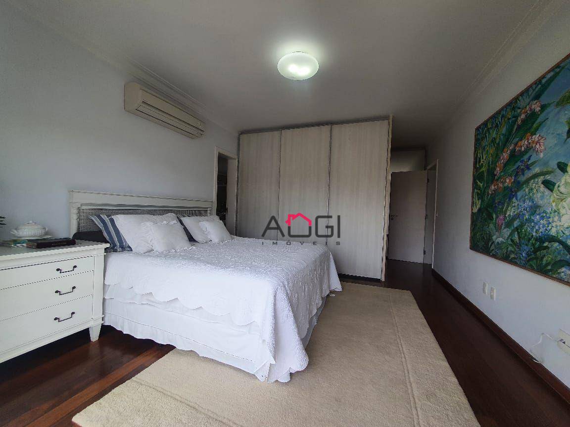 Apartamento para alugar com 4 quartos, 226m² - Foto 10