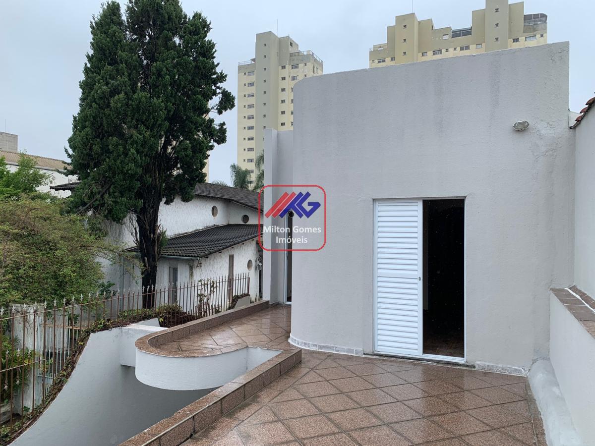 Sobrado para alugar com 3 quartos, 320m² - Foto 33