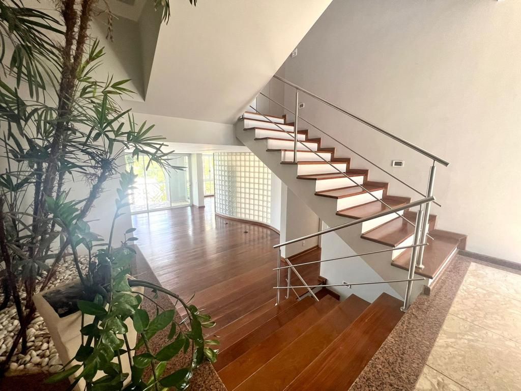 Casa de Condomínio à venda com 4 quartos, 600m² - Foto 18