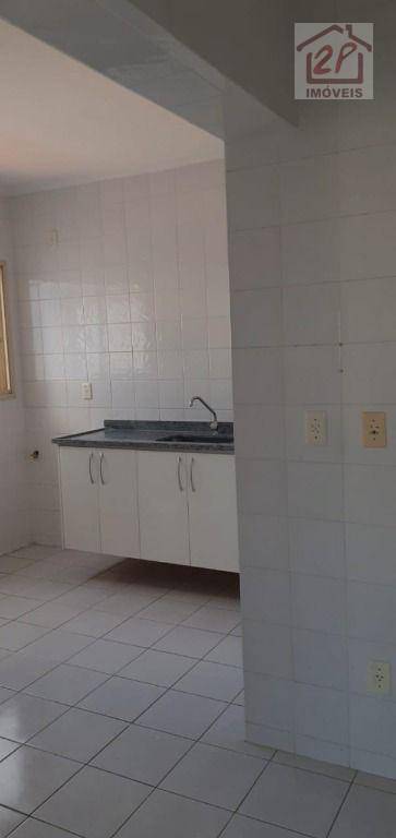 Apartamento à venda com 4 quartos, 132m² - Foto 3