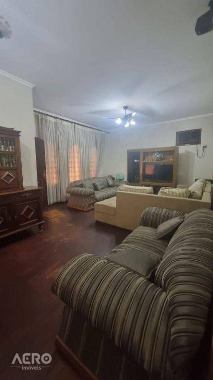 Casa à venda com 5 quartos, 400m² - Foto 16