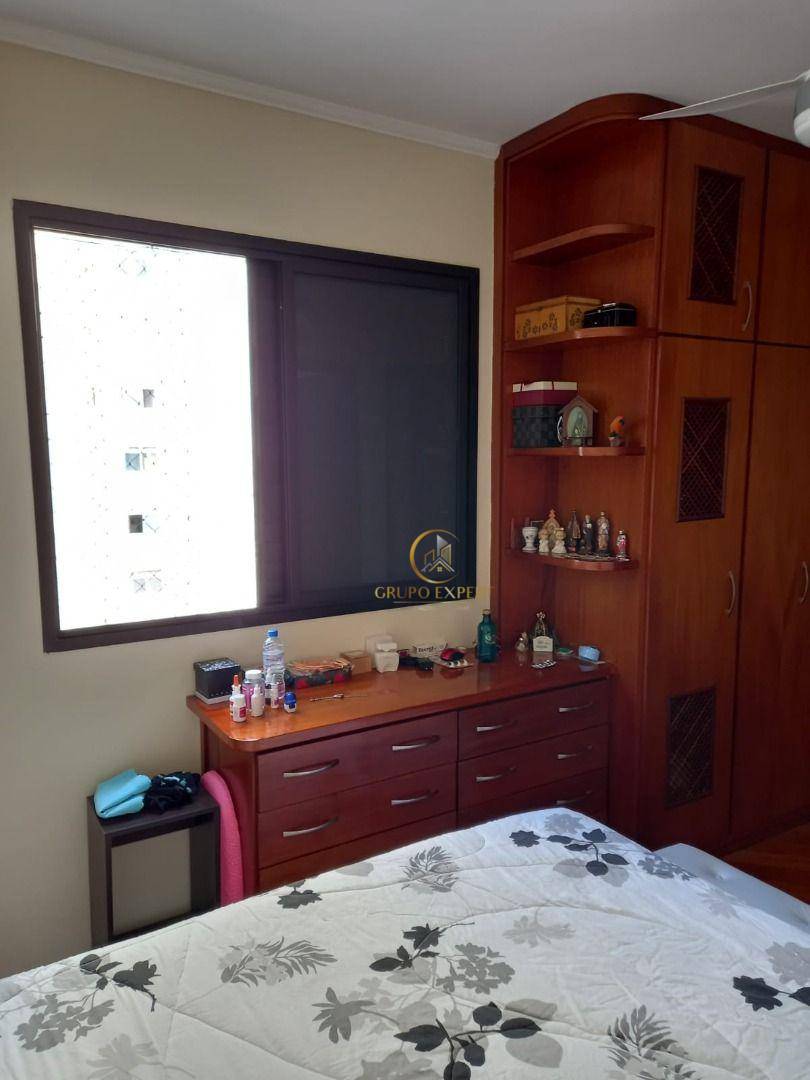 Apartamento à venda com 3 quartos, 107m² - Foto 17