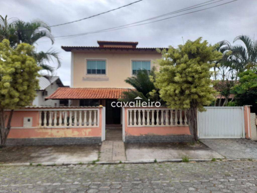 Casa de Condomínio à venda com 3 quartos, 245m² - Foto 2