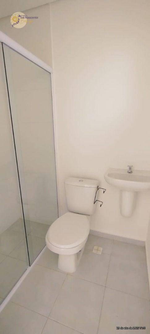 Apartamento para alugar com 2 quartos, 42m² - Foto 3