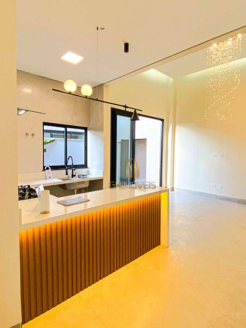 Casa de Condomínio à venda com 4 quartos, 185m² - Foto 3