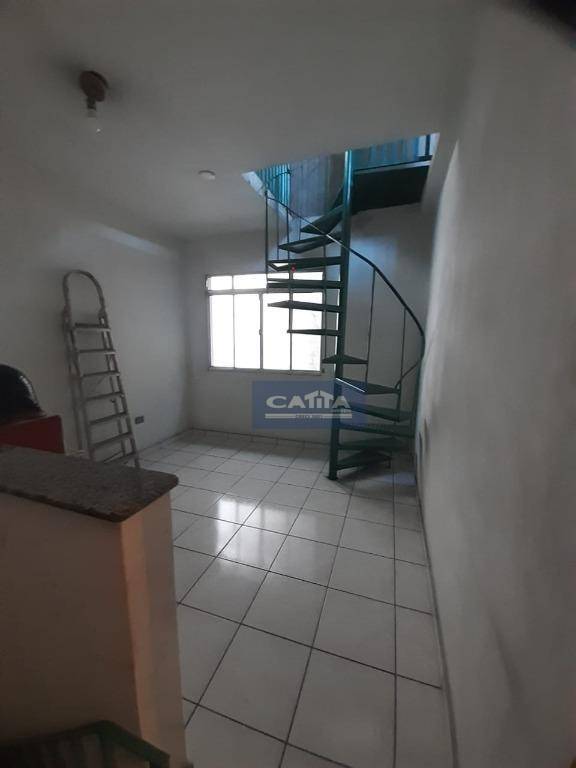 Sobrado à venda com 4 quartos, 250m² - Foto 12