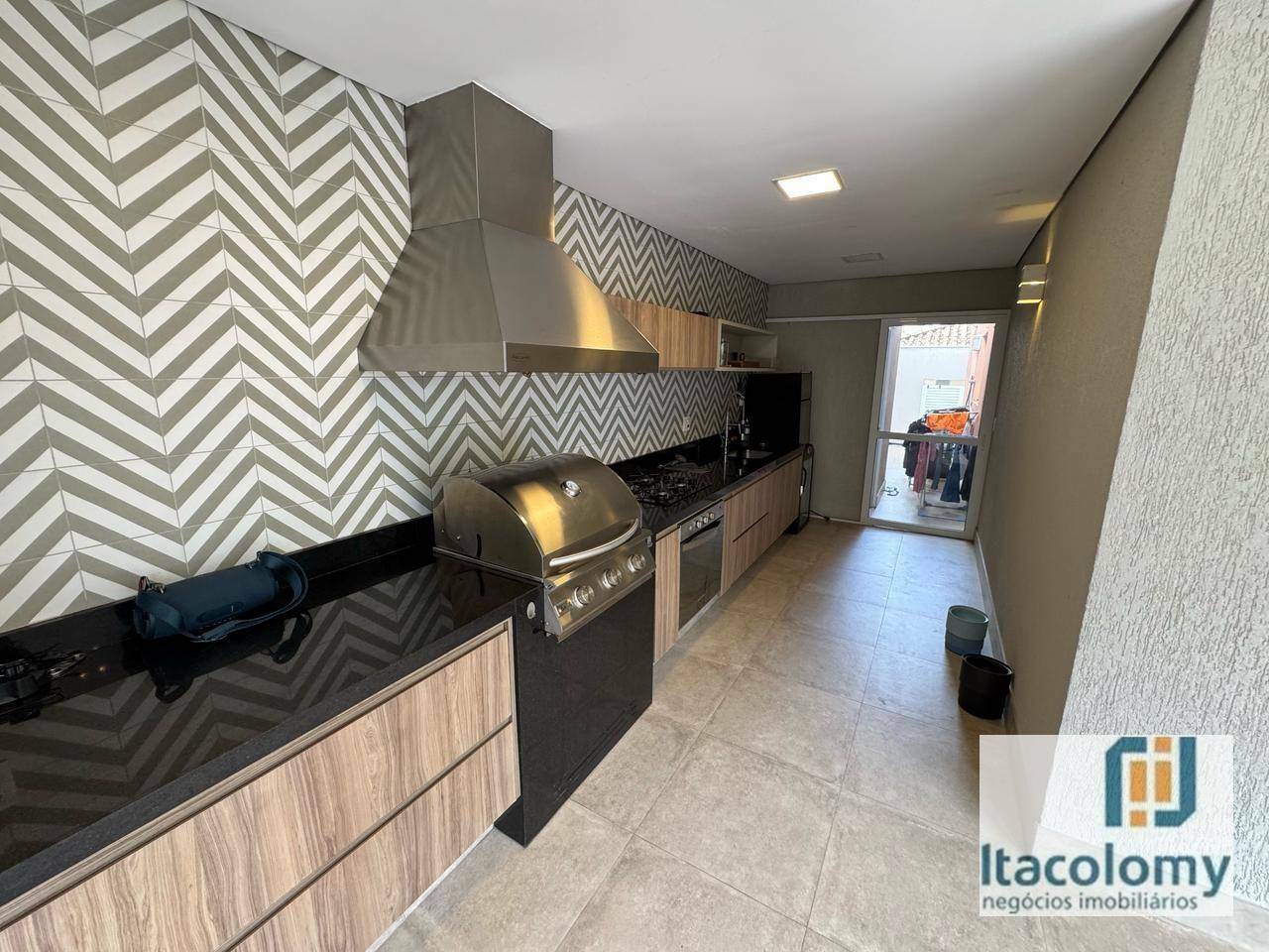 Casa de Condomínio à venda com 3 quartos, 236m² - Foto 19