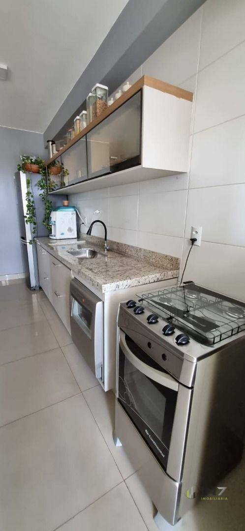 Apartamento à venda com 3 quartos, 92m² - Foto 9