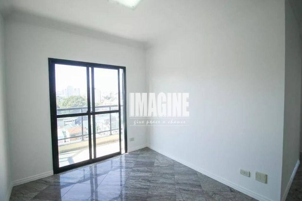 Apartamento à venda com 3 quartos, 95m² - Foto 2