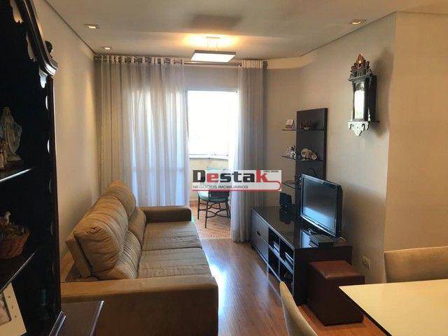 Apartamento à venda com 2 quartos, 68m² - Foto 1