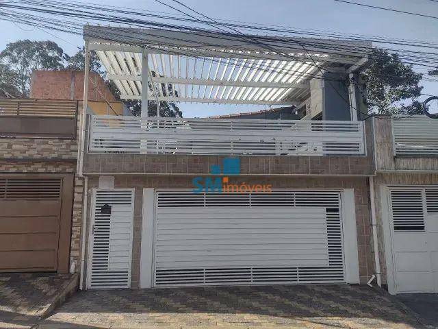 Casa à venda com 3 quartos, 140m² - Foto 1