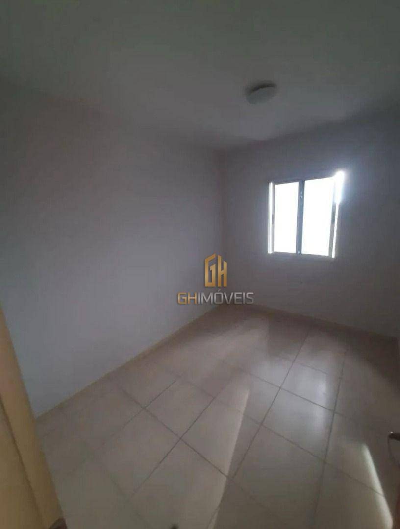 Apartamento à venda com 2 quartos, 65m² - Foto 4