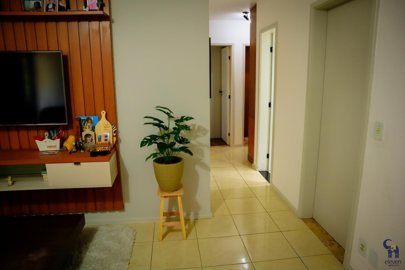 Apartamento à venda com 3 quartos, 120m² - Foto 10