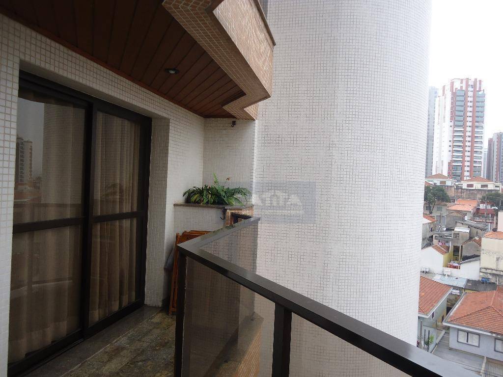 Apartamento à venda com 3 quartos, 210m² - Foto 5