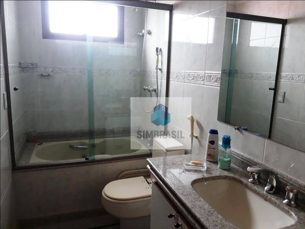 Apartamento à venda e aluguel com 3 quartos, 220m² - Foto 22