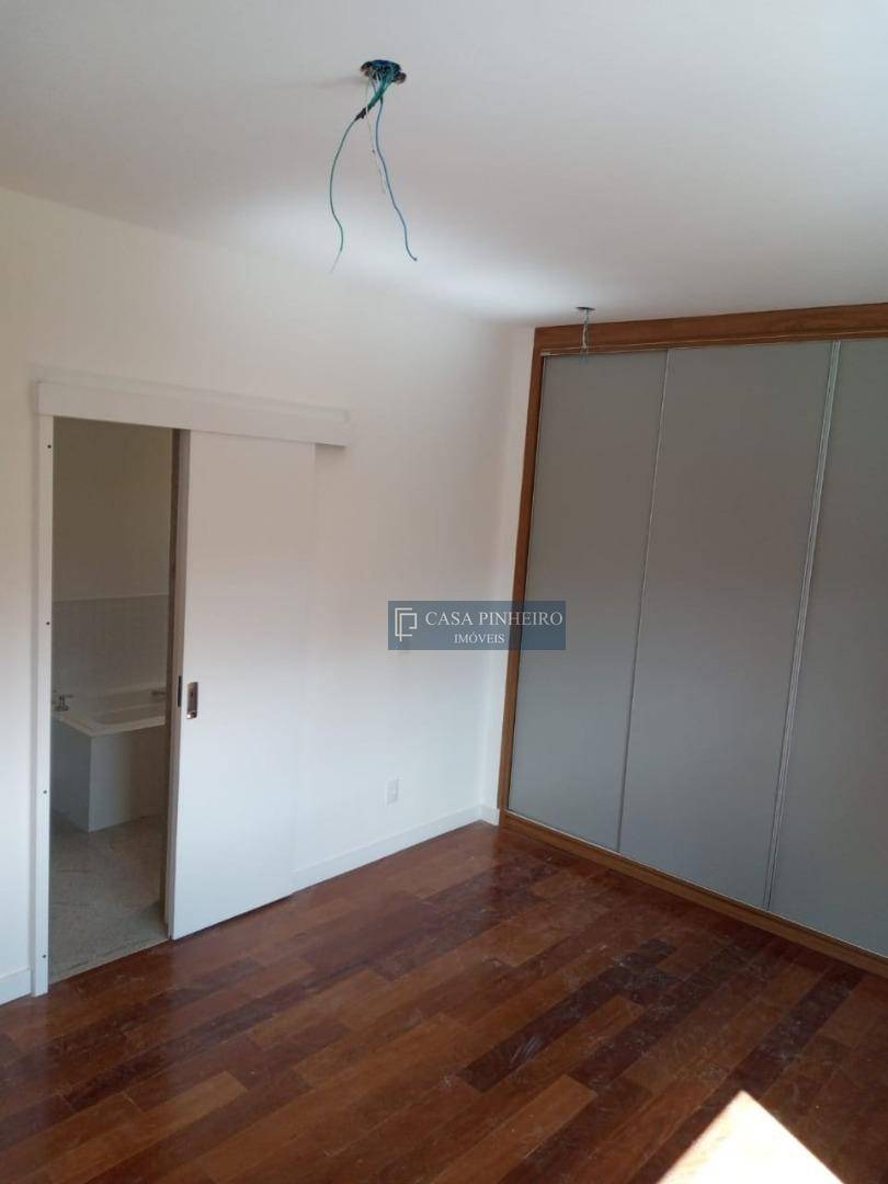 Apartamento à venda com 4 quartos, 180m² - Foto 7