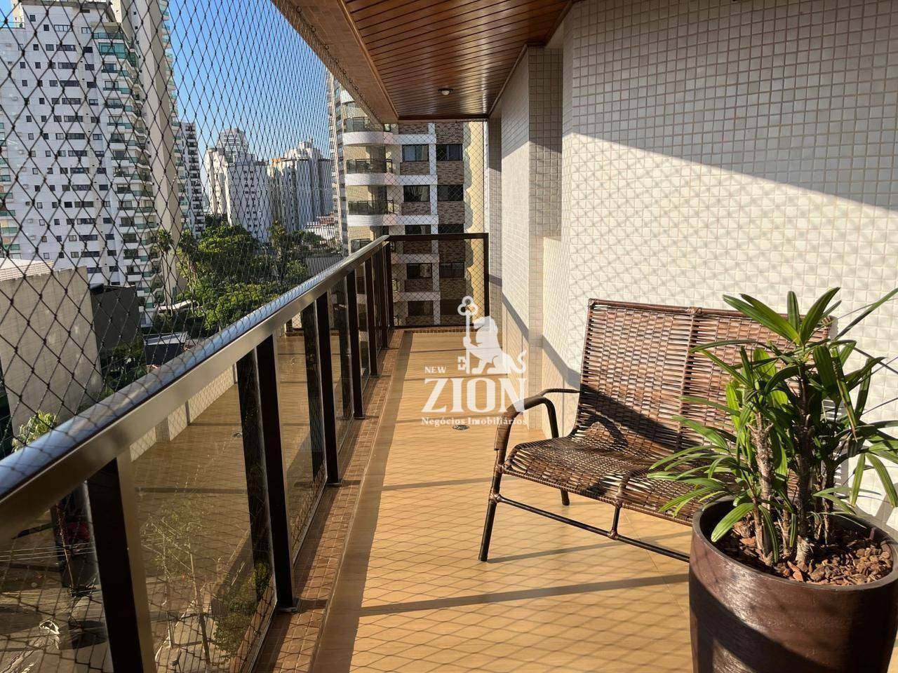 Apartamento à venda com 3 quartos, 150m² - Foto 2