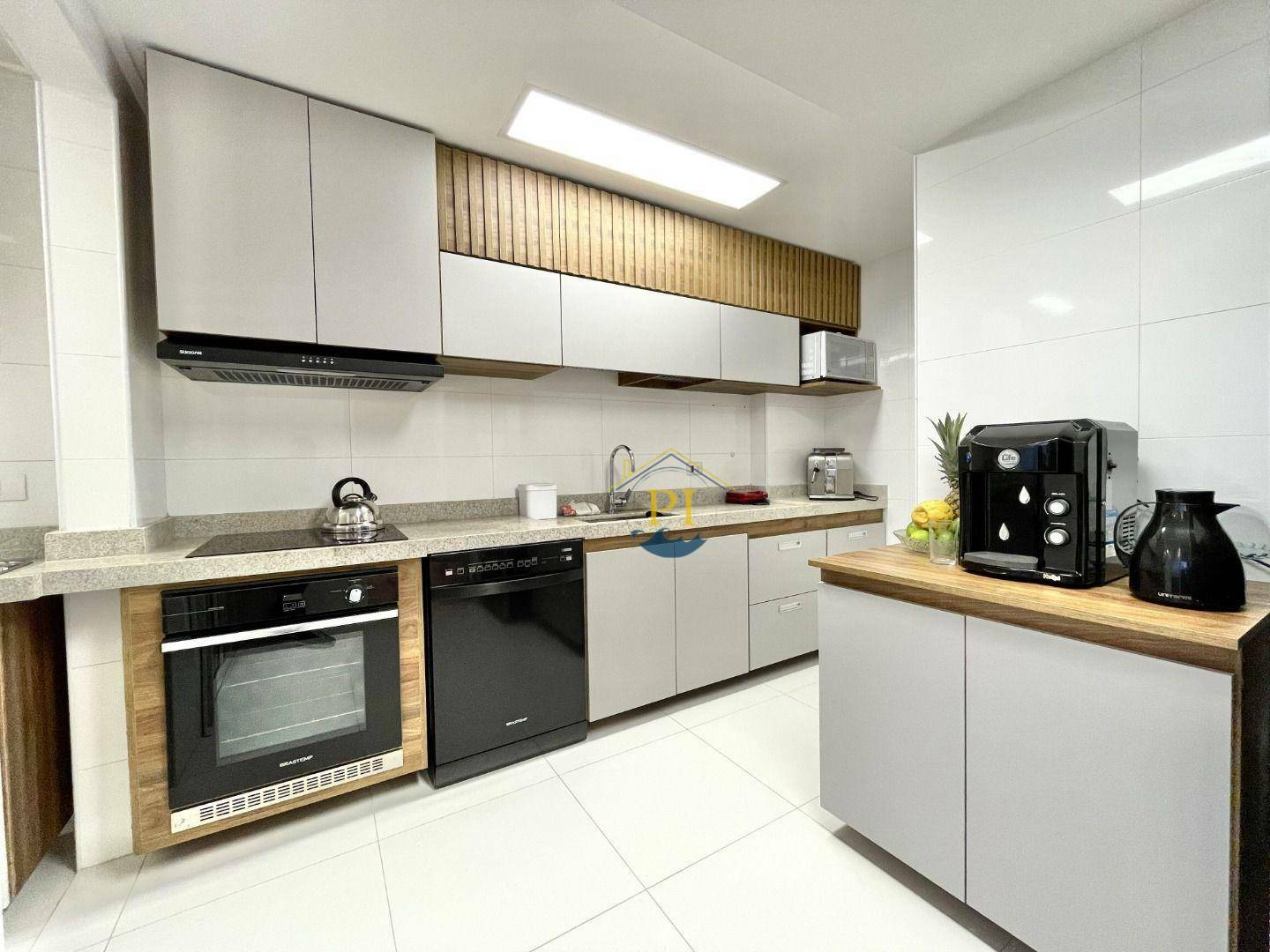 Apartamento à venda com 2 quartos, 110m² - Foto 21