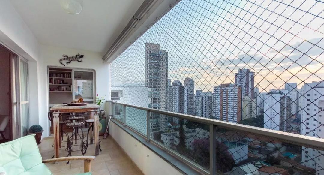 Apartamento à venda com 4 quartos, 240m² - Foto 41