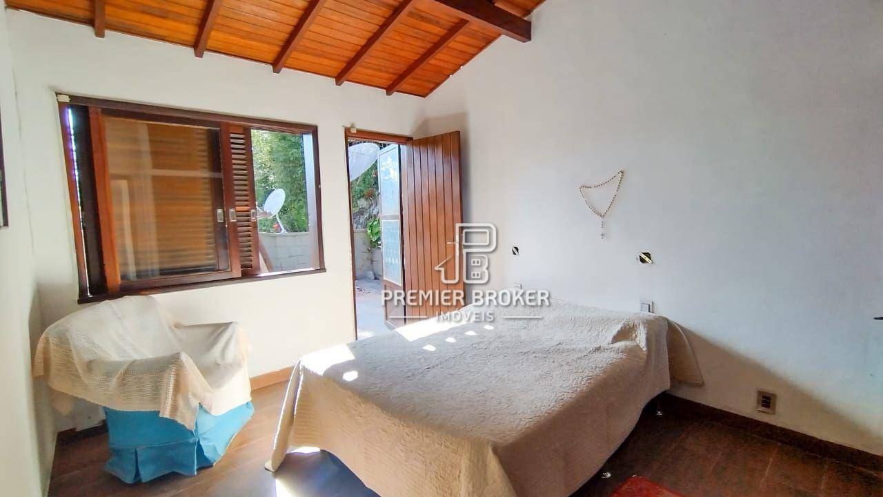 Casa à venda com 4 quartos, 249m² - Foto 28