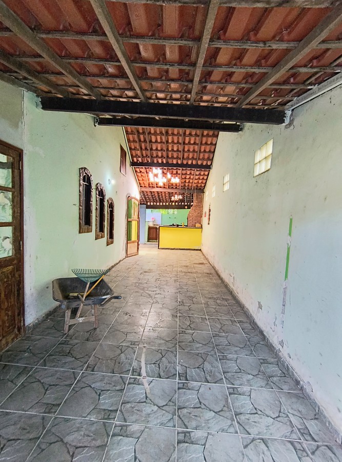 Casa à venda com 2 quartos, 360m² - Foto 3