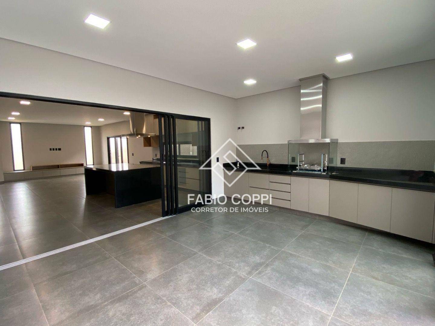 Casa de Condomínio à venda com 3 quartos, 238m² - Foto 4