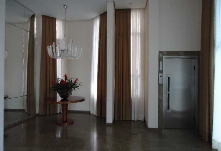 Apartamento à venda com 3 quartos, 220m² - Foto 8