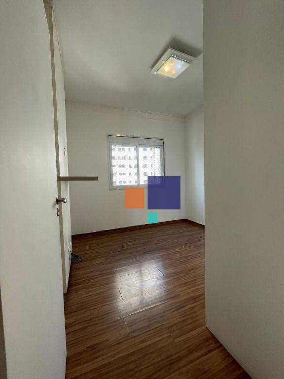 Apartamento para alugar com 4 quartos, 182m² - Foto 34