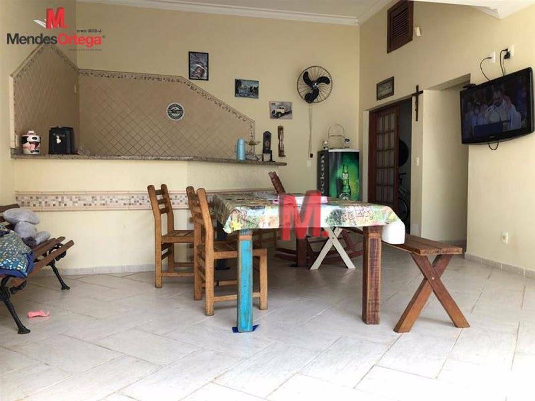 Casa à venda com 3 quartos, 316m² - Foto 27