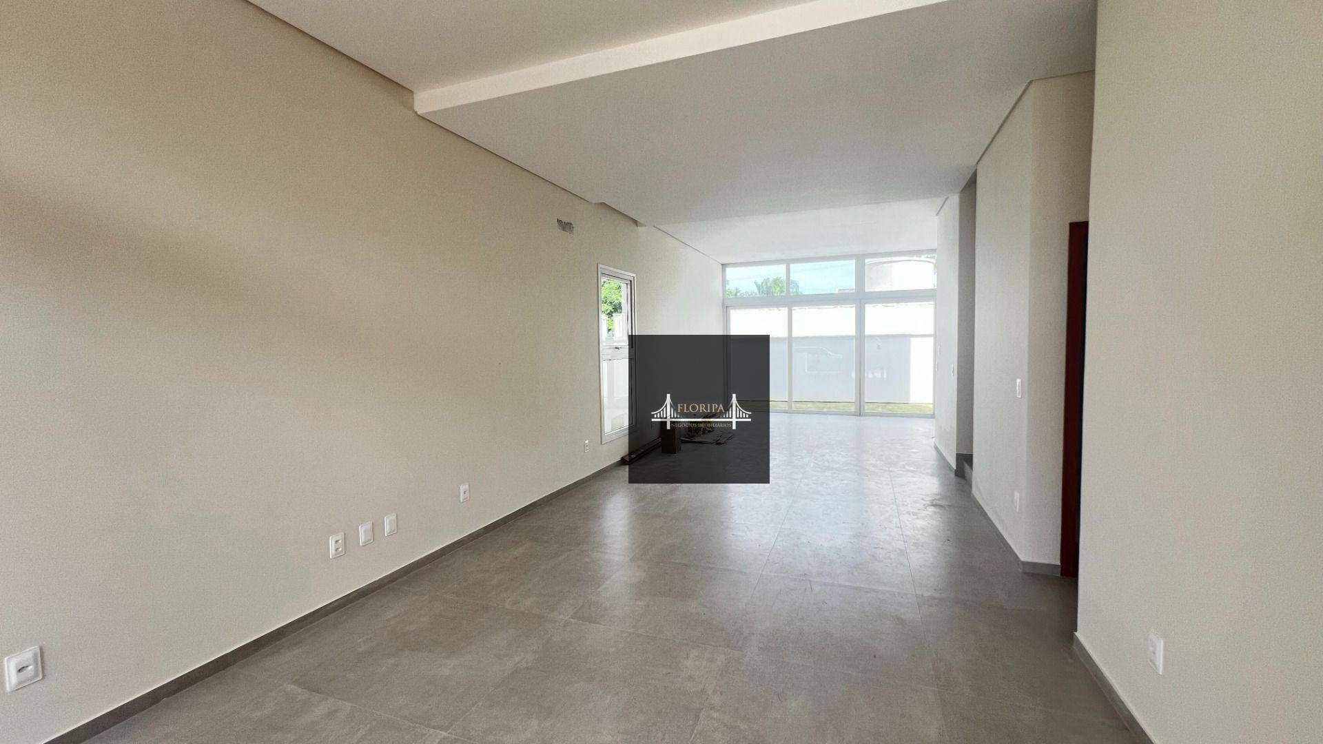 Casa à venda com 3 quartos, 185m² - Foto 2