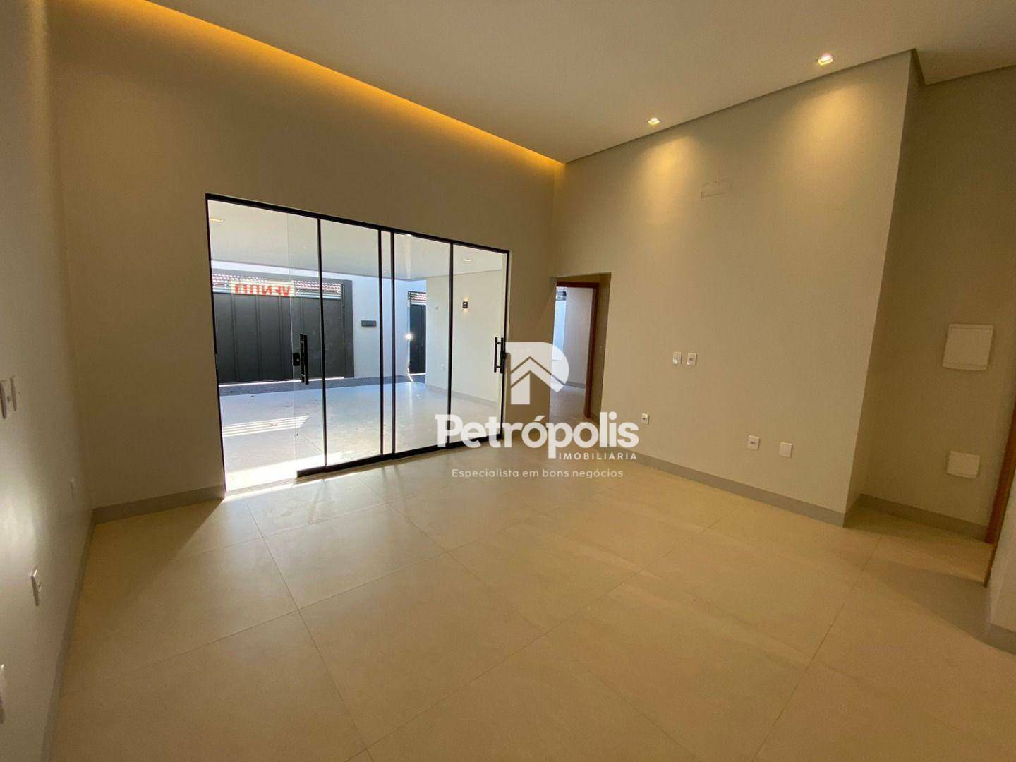 Casa à venda com 3 quartos, 117m² - Foto 4