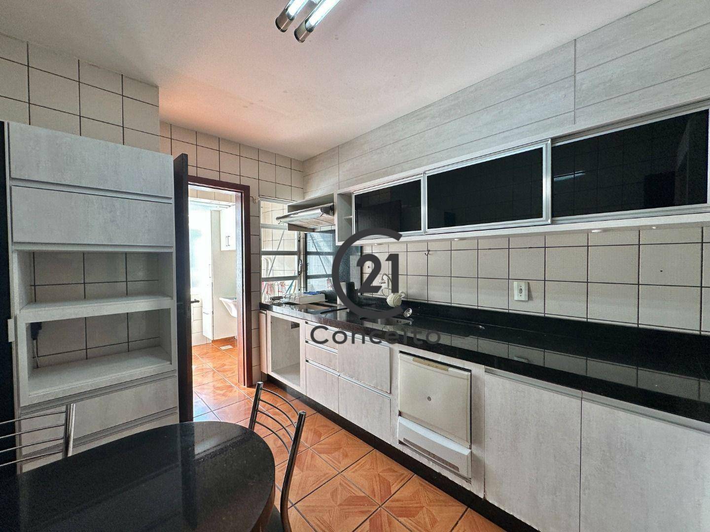 Apartamento à venda com 3 quartos, 97m² - Foto 17