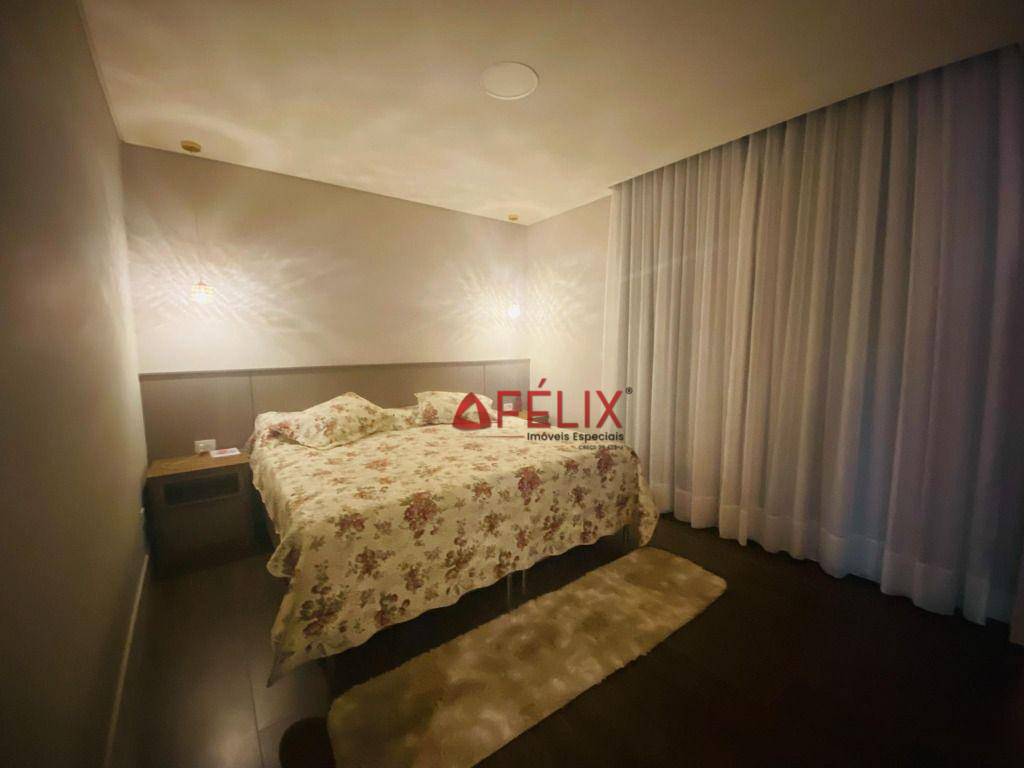Sobrado à venda com 4 quartos, 358m² - Foto 21