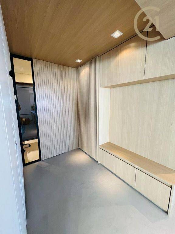 Apartamento à venda com 3 quartos, 241m² - Foto 39