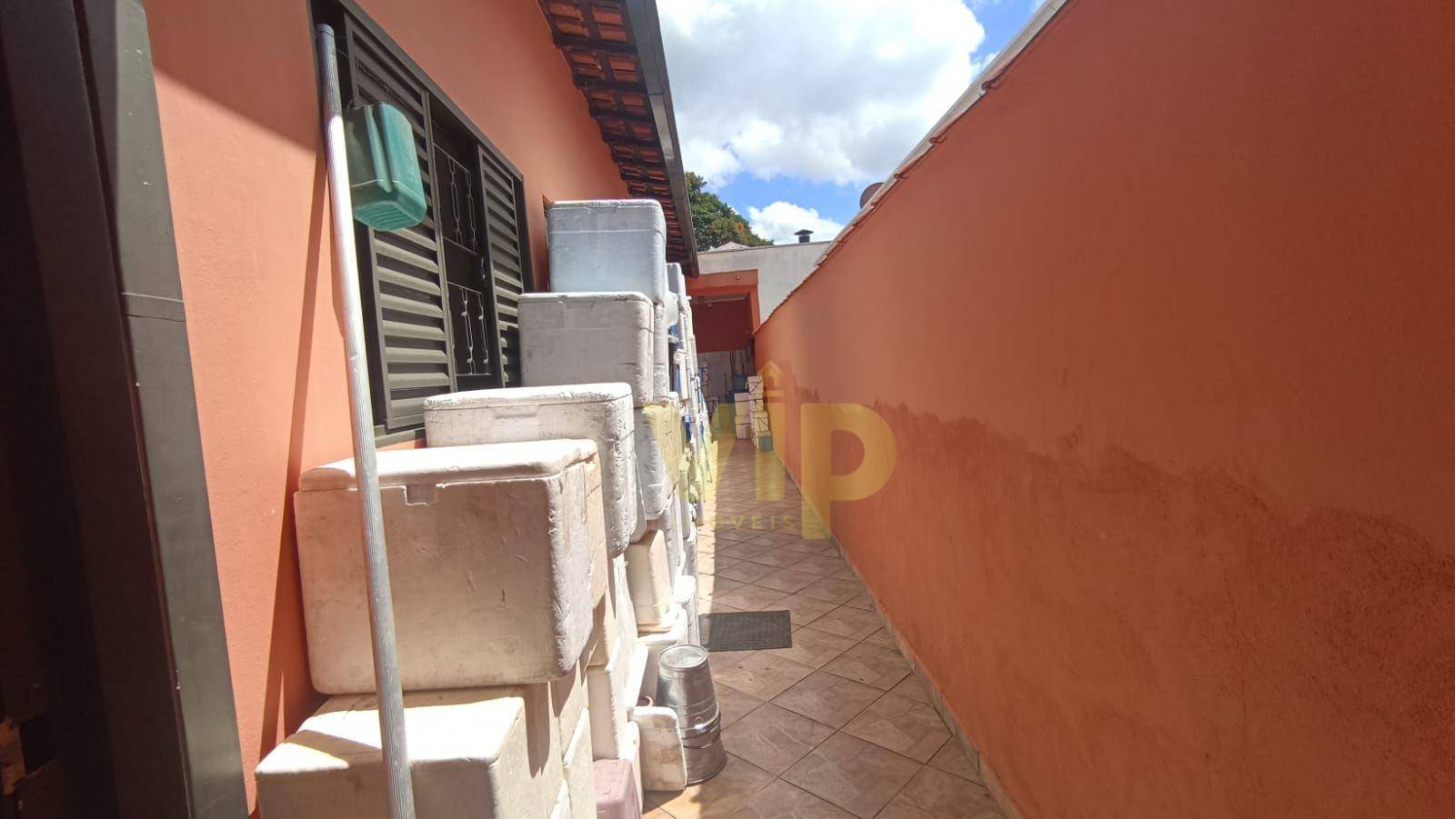 Casa à venda com 3 quartos, 100m² - Foto 17