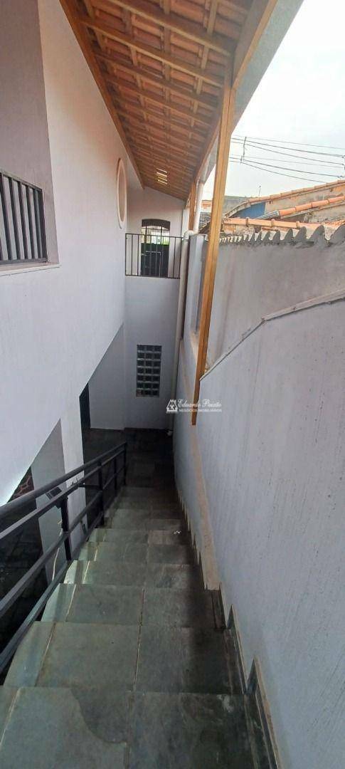 Sobrado à venda com 3 quartos, 209m² - Foto 21