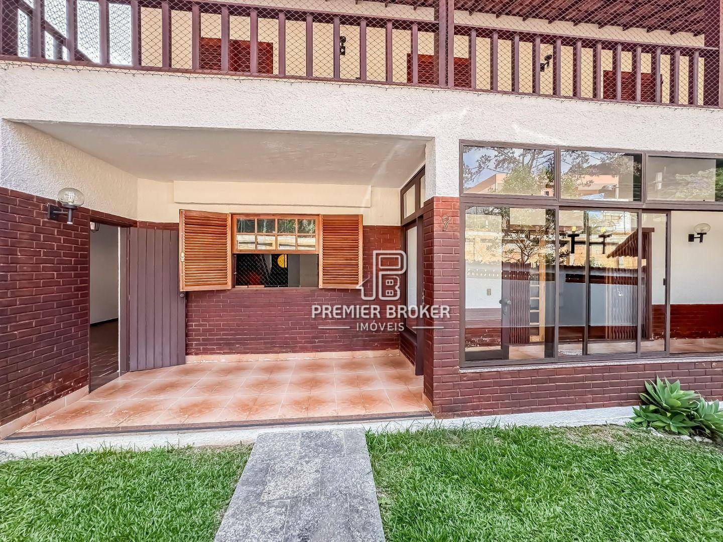 Casa de Condomínio à venda com 4 quartos, 250m² - Foto 3