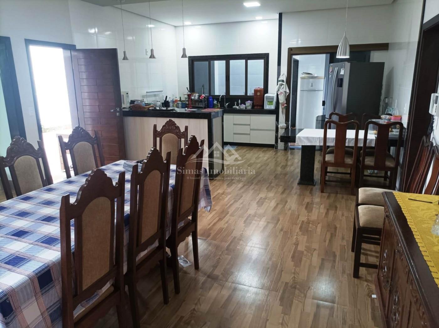 Casa à venda com 4 quartos, 360m² - Foto 4