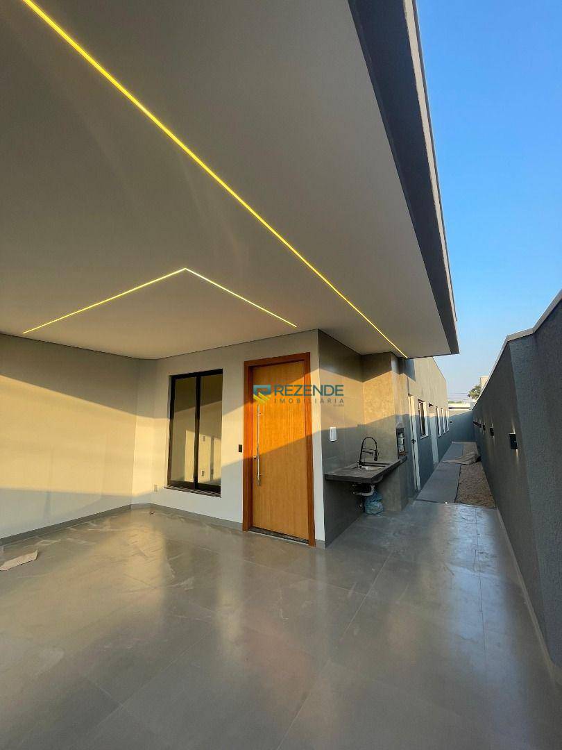 Casa, 3 quartos, 121 m² - Foto 2