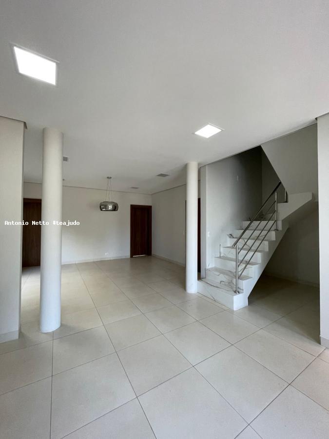 Casa à venda com 4 quartos, 280m² - Foto 6