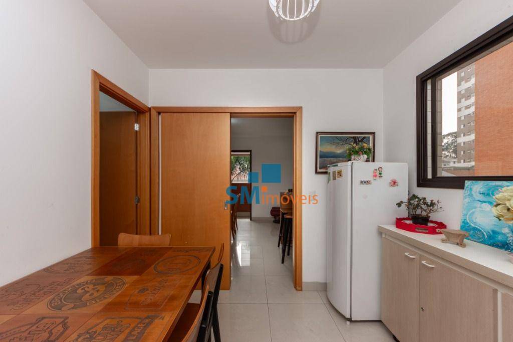 Apartamento à venda com 4 quartos, 208m² - Foto 4