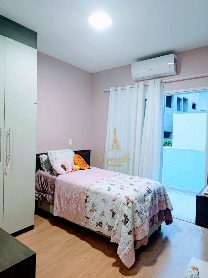 Sobrado à venda com 3 quartos, 230m² - Foto 22