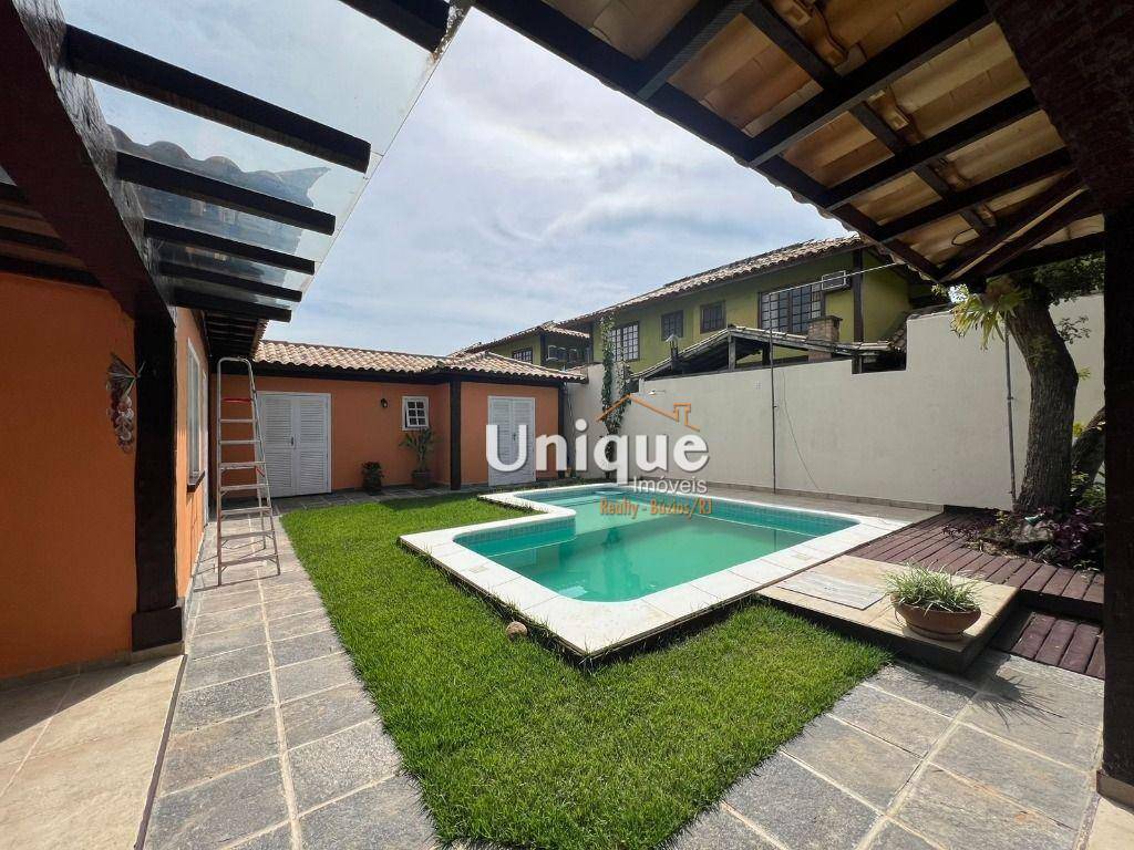 Casa de Condomínio à venda com 5 quartos, 258m² - Foto 10