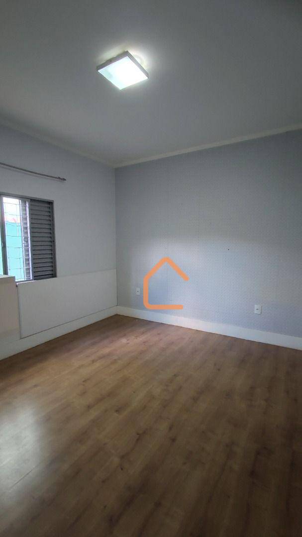 Casa à venda com 3 quartos, 180m² - Foto 26