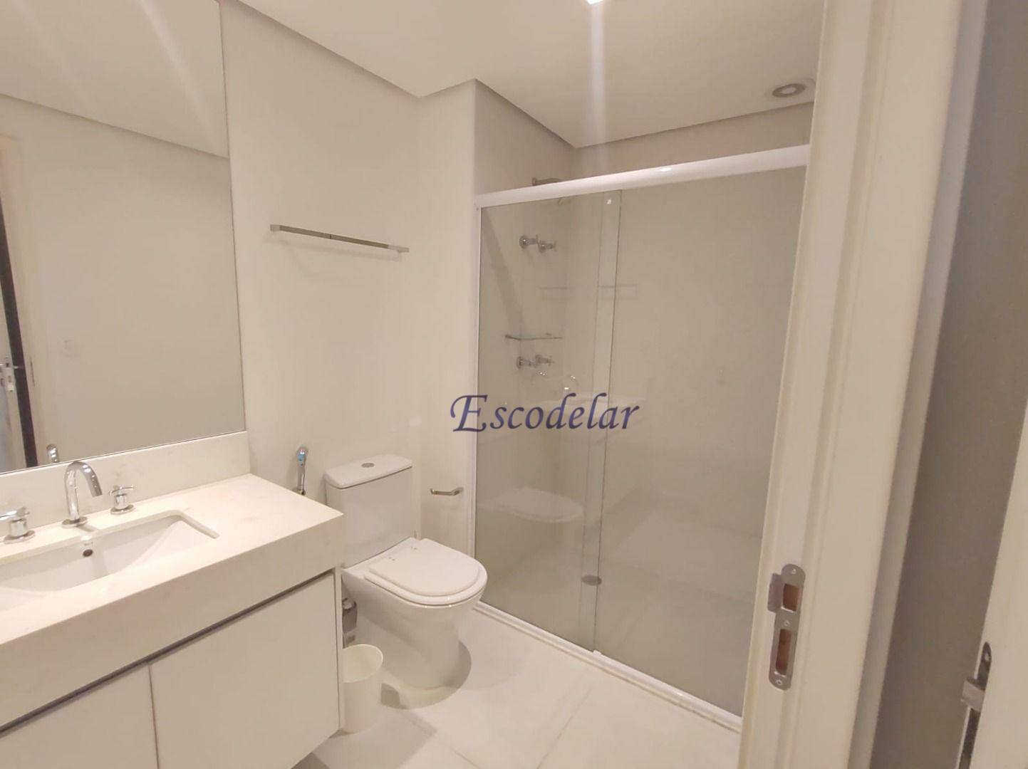 Apartamento para alugar com 1 quarto, 64m² - Foto 12