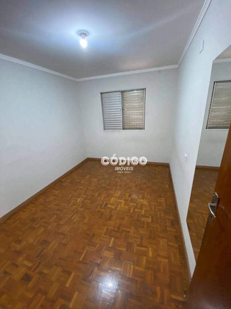 Apartamento para alugar com 2 quartos, 60m² - Foto 4