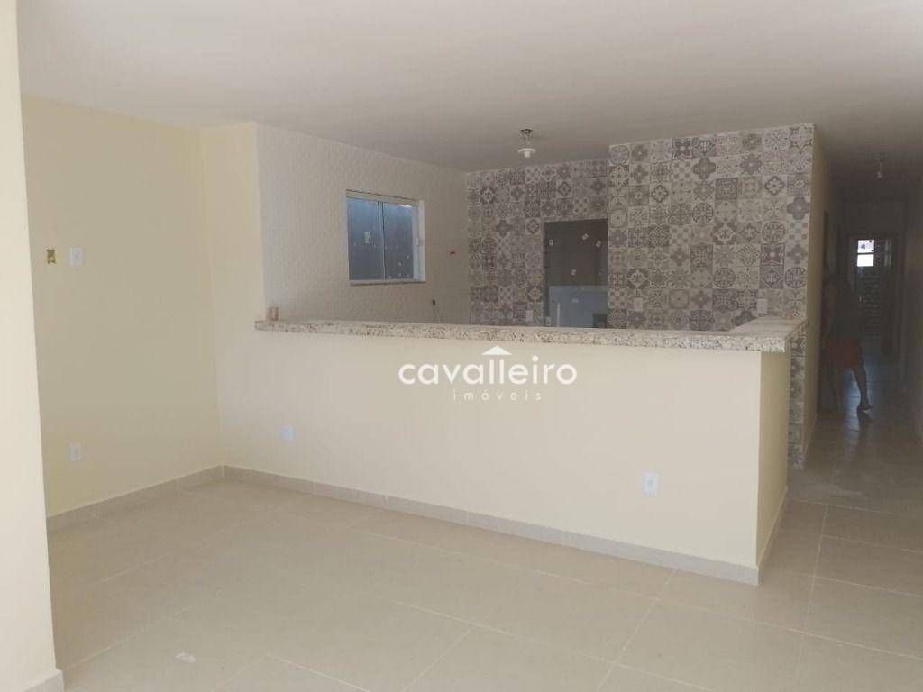 Casa à venda com 3 quartos, 99m² - Foto 2