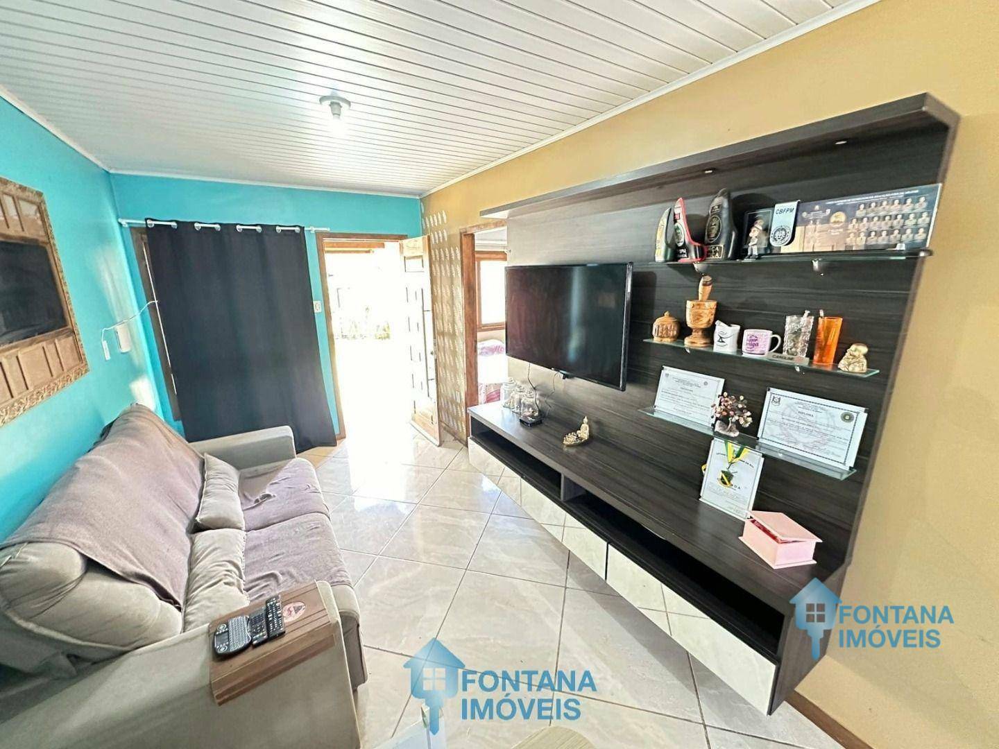 Casa à venda com 2 quartos, 54m² - Foto 4