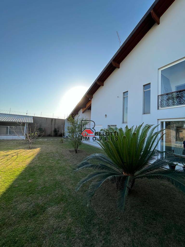 Casa, 3 quartos, 333 m² - Foto 2